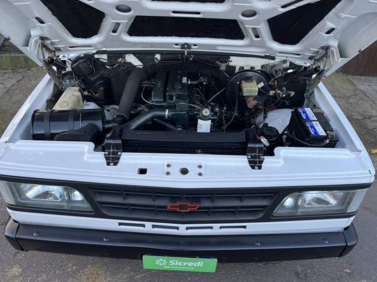 CHEVROLET - D20 - 1993/1994 - Branca - R$ 130.000,00