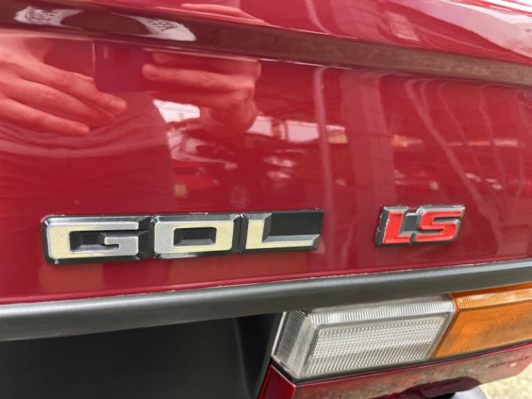 VOLKSWAGEN - GOL - 1986/1986 - Vinho - R$ 39.900,00