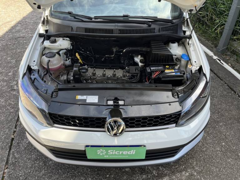 VOLKSWAGEN - FOX - 2018/2019 - Branca - R$ 68.000,00