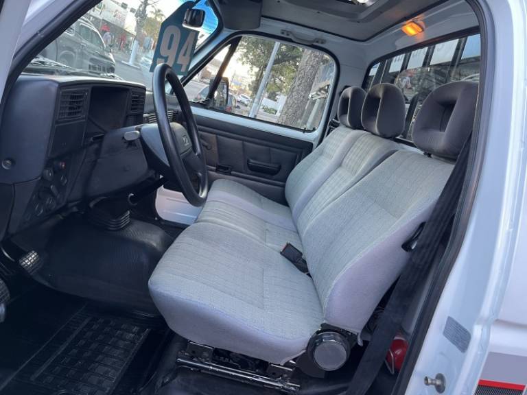 CHEVROLET - D20 - 1993/1994 - Branca - R$ 130.000,00