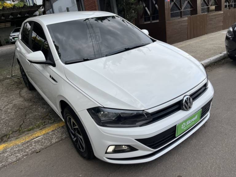 VOLKSWAGEN - POLO - 2019/2020 - Branca - R$ 72.900,00