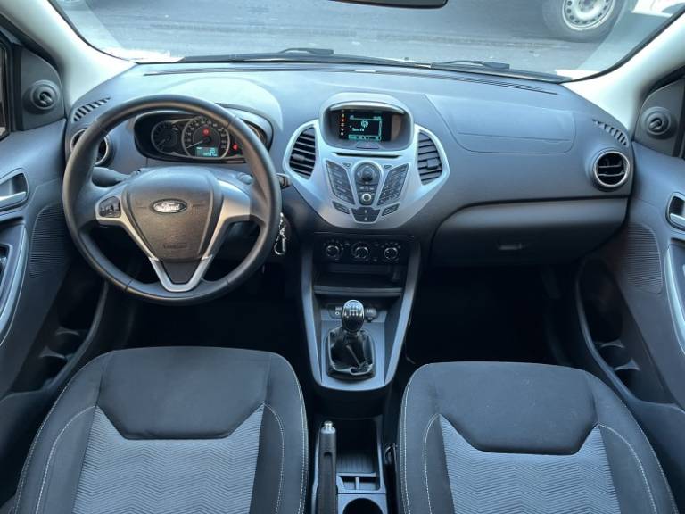 FORD - KA - 2015/2015 - Branca - R$ 46.900,00