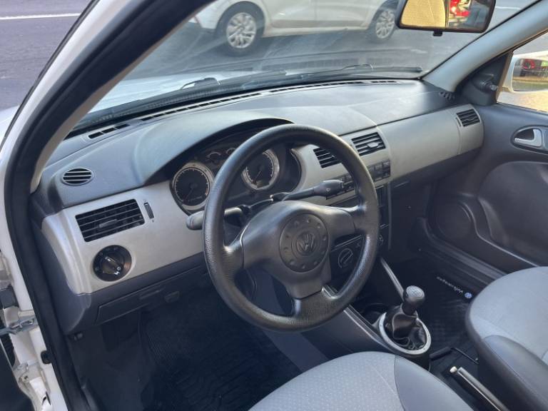 VOLKSWAGEN - GOL - 2004/2005 - Branca - R$ 41.900,00