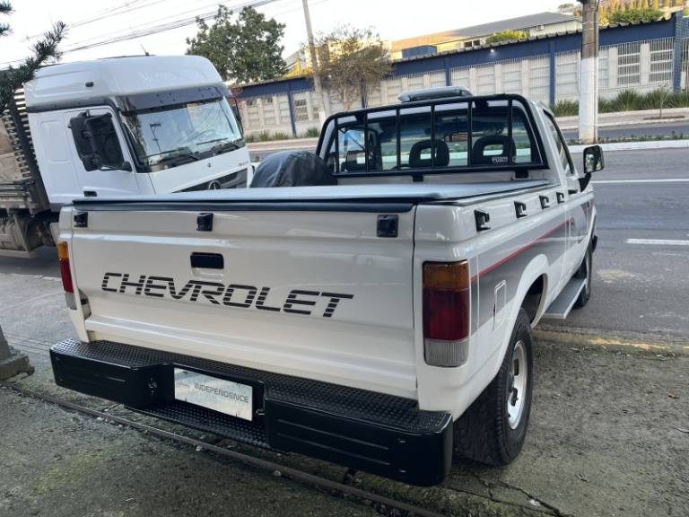 CHEVROLET - D20 - 1993/1994 - Branca - R$ 130.000,00