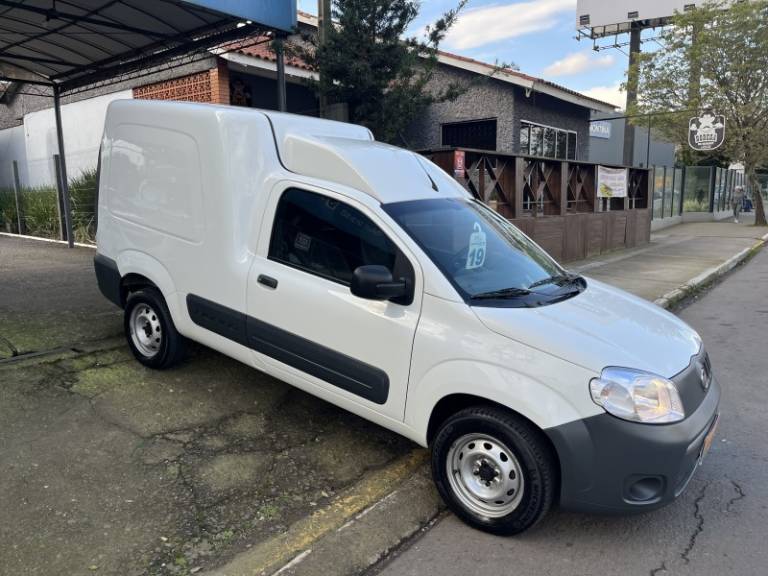 FIAT - FIORINO - 2019/2019 - Branca - R$ 69.900,00