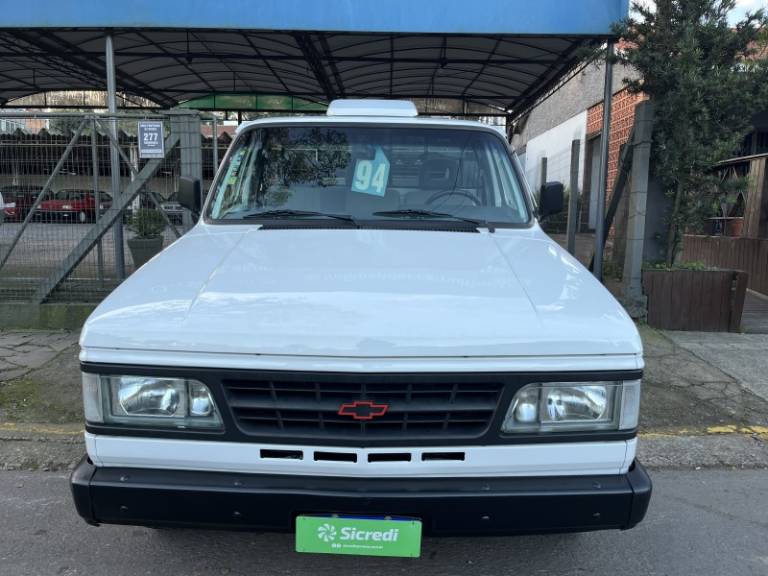 CHEVROLET - D20 - 1993/1994 - Branca - R$ 130.000,00