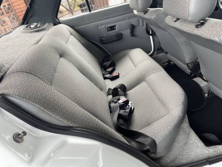 VOLKSWAGEN - VOYAGE - 1995/1995 - Branca - R$ 45.000,00