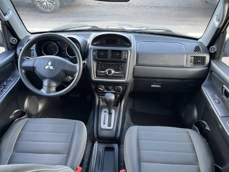 MITSUBISHI - PAJERO TR4 - 2013/2014 - Cinza - R$ 59.900,00