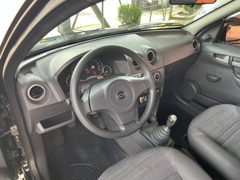 CHEVROLET - PRISMA - 2009/2010 - Preta - R$ 33.000,00