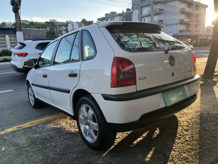 VOLKSWAGEN - GOL - 2004/2005 - Branca - R$ 41.900,00