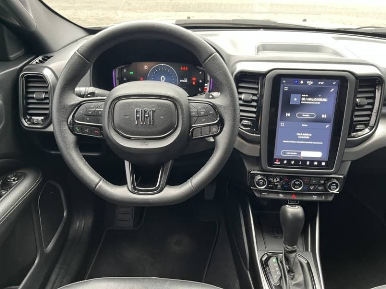 FIAT - TORO - 2023/2023 - Preta - R$ 139.900,00
