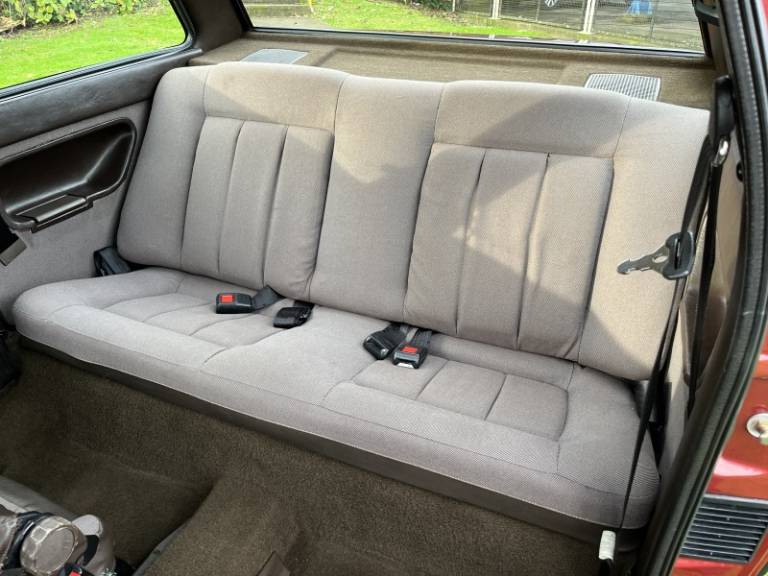 VOLKSWAGEN - VOYAGE - 1989/1989 - Vermelha - R$ 69.900,00